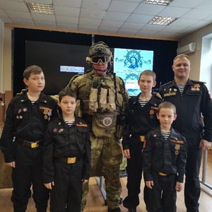 Клуб юных Морских пехотинцев имени Героя России А. Днепровского